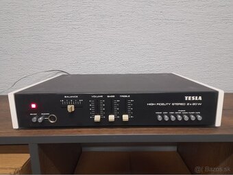 TESLA Zosilovač Gramofon - 2
