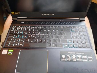 Acer predator helios 300 - 2