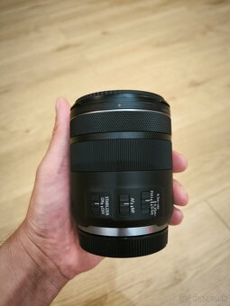 Canon RF 85mm F2 - 2