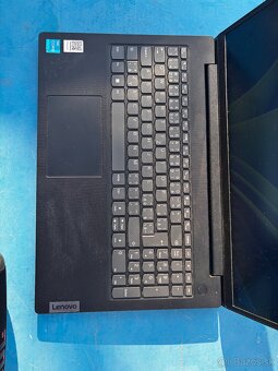 Lenovo V15 G3 IAP - 2