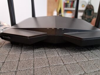 Wifi router Tenda AC6 - 2