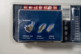 Predám nabijatelne Varta AA batérie 2600mAh + nabíjačka - 2