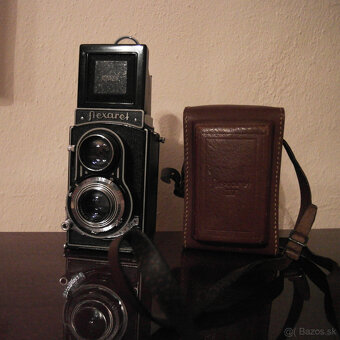 Starý fotoaparát Flexaret IV - 2