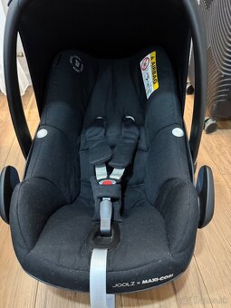 Predám autosedačku maxi cosi + základňa - 2
