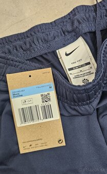 Pánske tepláky slim Nike S M - 2