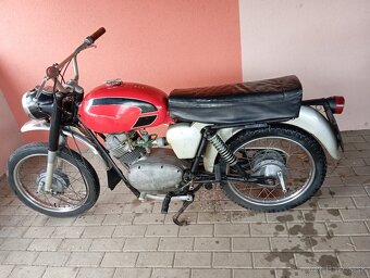 Moto Guzzi 125 - 2