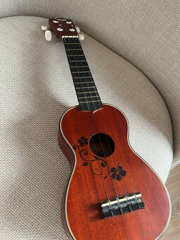 Ukulele - 2