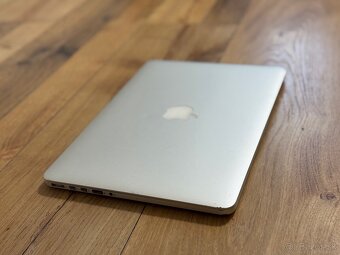 Apple Macbook Pro 13" (early 2015) i5, 8GB, 256GB - 2