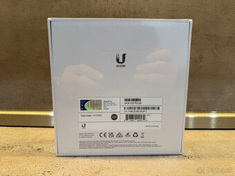 Ubiquiti Cloud Key+ G2 controller - 2
