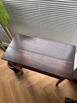 Starožitný príručný stolík - 2