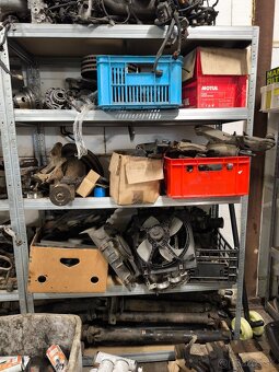 SUBARU - náhradné diely - 2