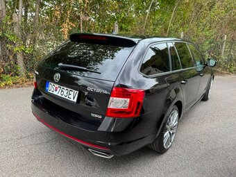 Škoda Octavia vRS 3 Challenge Edition - 2