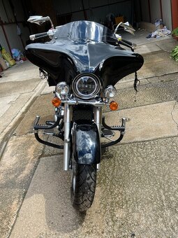 Predám suzuki intruder c800 - 2