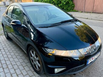 HONDA CIVIC 8g UFO 2.2 i-CTDi 103kw MANUÁL 6 - 2