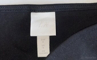 H&M cierny top velkost S - 2