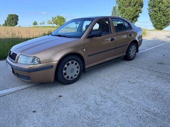 Škoda Octavia 1.4i - 2