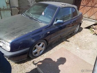 VOLKSWAGEN GOLF CABRIO 1.8 PREDAM NA NAHRADNE DIELI V CELKU - 2