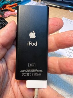 iPod nano 2nd generation 8GB A199 - 2