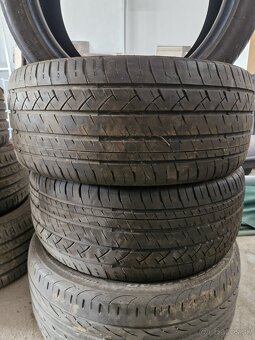 Pneu 245/45r18 - 2