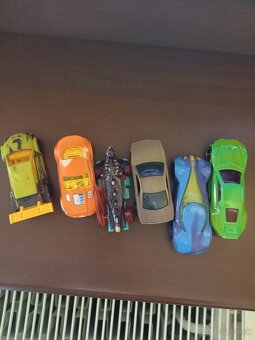 Hot wheels Carwash - 2