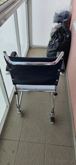 Predám toaletnú stoličku - WC kreslo - 2