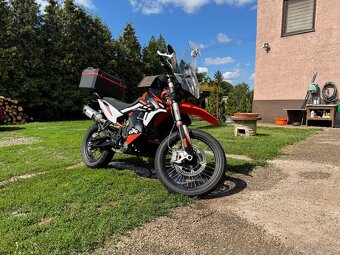 KTM 890 Adventure R, bohatá výbava - 2