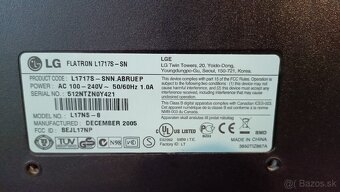 Monitory 17" - 2