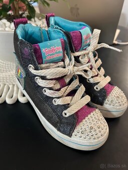 Predám vysoké blikacie tenisky Skechers, - 2