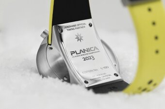 Junghans 1972 Limited Edition 27/4305.00 Lemon - 2