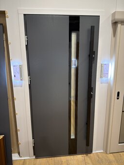 Drevené vchodové dvere 90 ľavé - 2