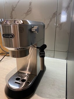 Delonghi kávovar - 2