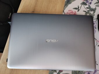 Asus X541N - 2