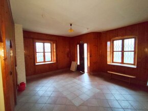 Predám polyfunkčnú budovu v obci Hollóháza - 2