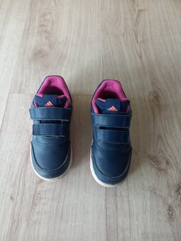 Botasky Adidas 25 - 2