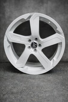 5x100 r18 Et35 8.,5j 57.1 - 2