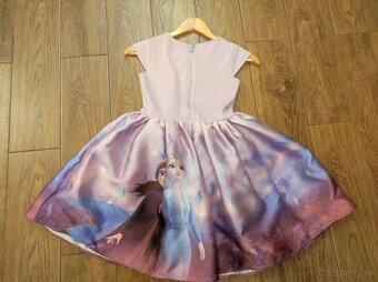 Devčenské šaty - 2