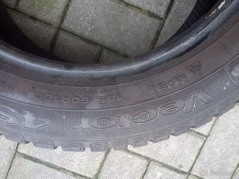 Zadarmo 1x pneu celorocna, 195/60 - 2