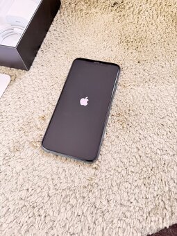 Iphone 11 pro 256GB Midnight Green - 2