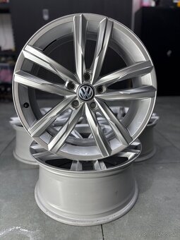5x112 r18 Dartford. Passat b8 Rline - 2