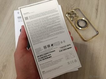 iPhone 16 pro 128GB Black Titanium - 2