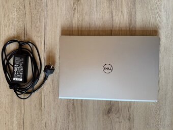 Notebook Dell Inspiron 15 (3520) strieborný - 2