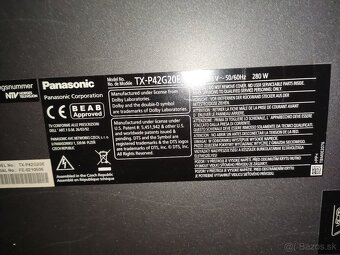 42" Panasonic VIERA TX-P42G20E - 2