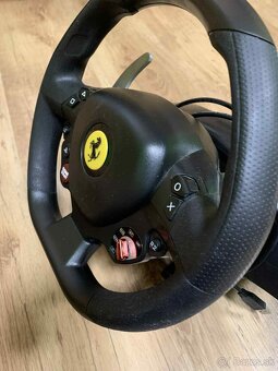 Predám volant ku PS 4 - 2