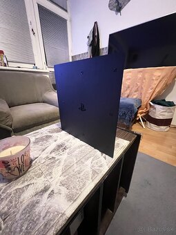 Predam ps4 pro - 2
