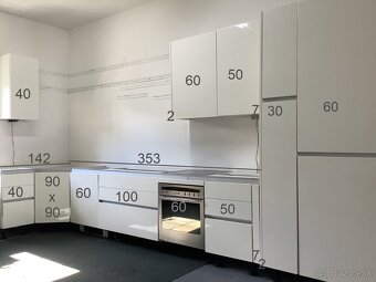 Moderná lesklo biela kuchyňa CORINNA - 2