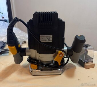 Ručná horná fréza - 2