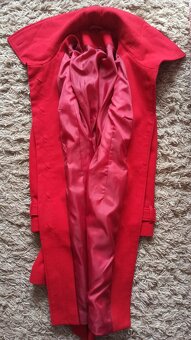 Dámsky červený kabat - 2