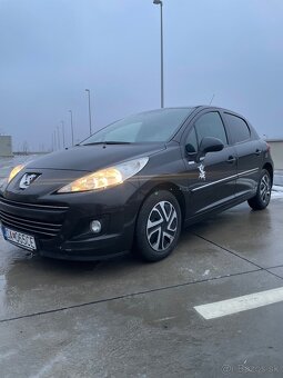 Peugeot 207 1.4 16V - 2