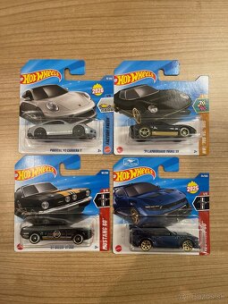 Hotwheels - 2