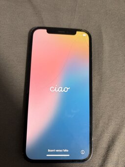 iPhone 12 64GB - 2